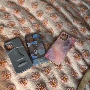 Stylish Phone Cases Set - Gray, Blue, Pink, Clear